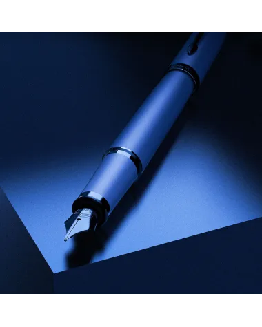 Pi&oacute;ro wieczne Parker IM Professionals Monochrome Blue (2172963)