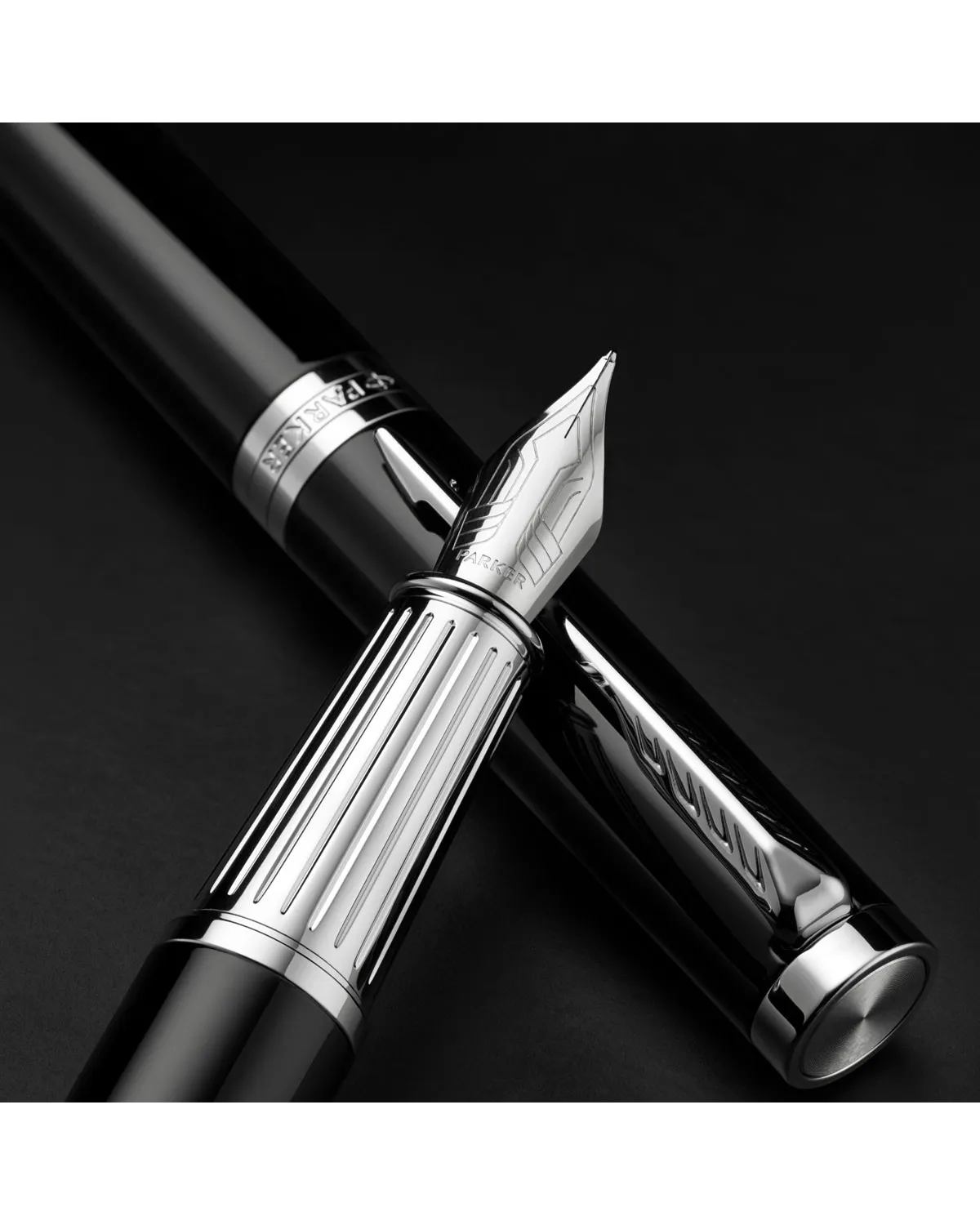 Zestaw Prezentowy Pi&oacute;ro Parker Ingenuity + Zegarek Emporio Armani (2181994/1)