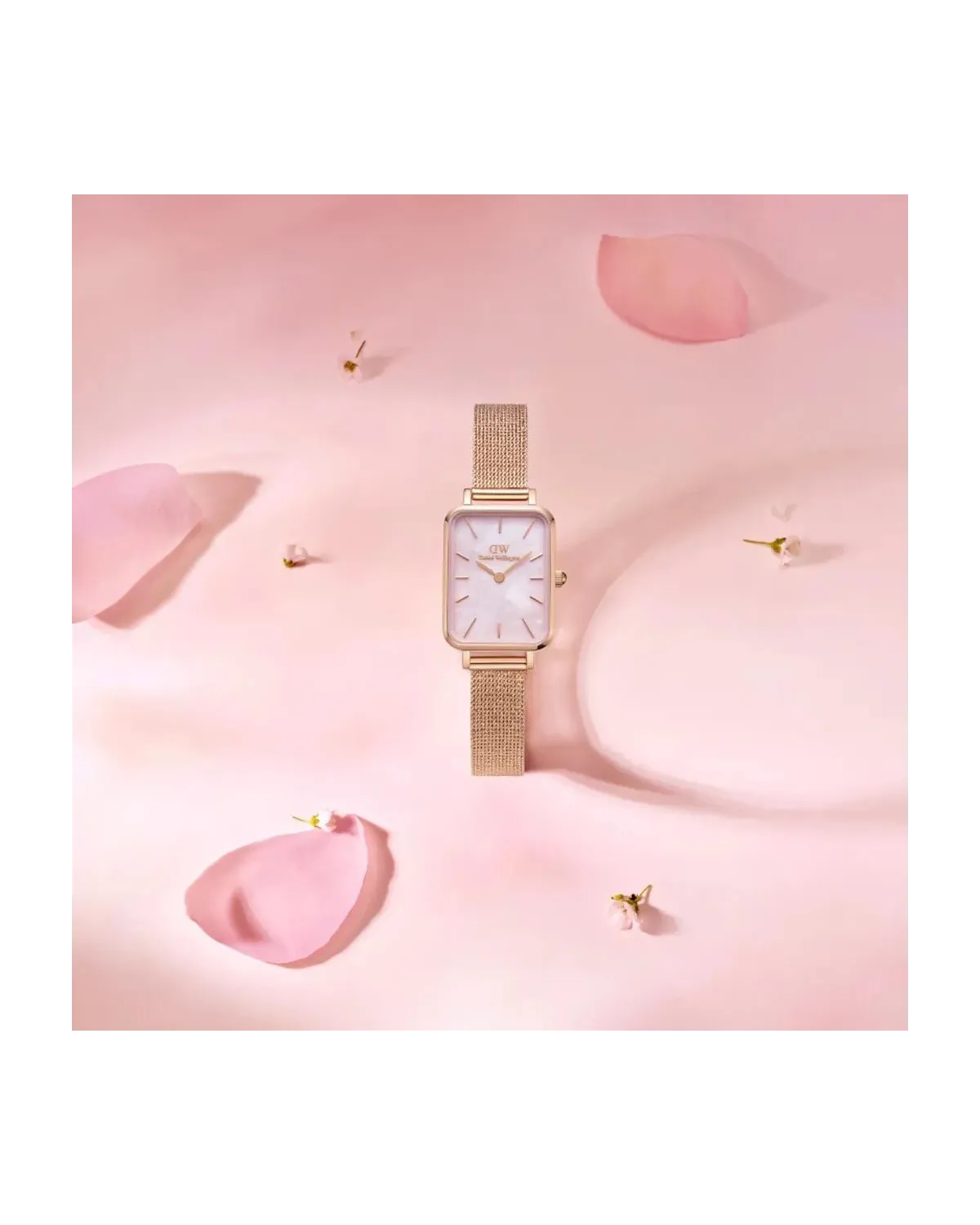 ZEGAREK DAMSKI DANIEL WELLINGTON Quadro Pressed Melrose Pearl 20mm DW00100510 + BOX (zw505o) ZEGAREK DAMSKI DANIEL WELLINGTON Quadro Pressed Melrose Pearl 20mm DW00100510 + BOX (zw505o)