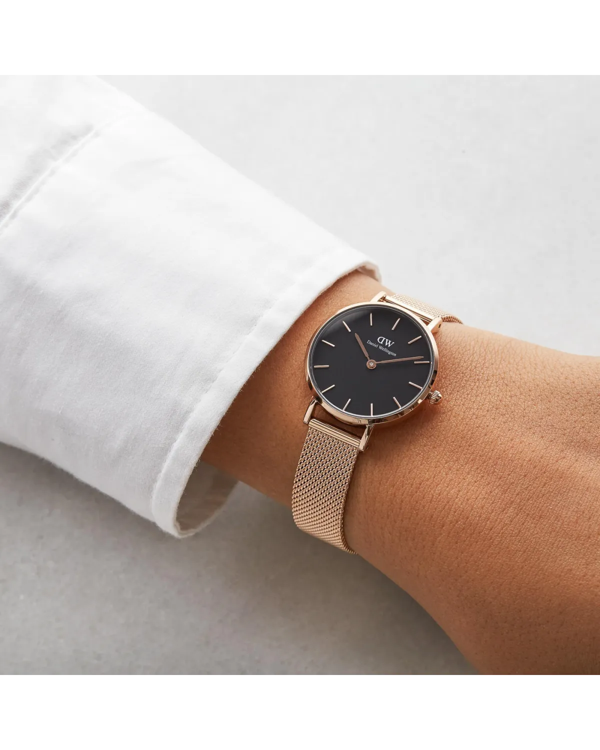 ZEGAREK DAMSKI DANIEL WELLINGTON DW00100217 - PETITE MELROSE 28mm (zw501b) ZEGAREK DAMSKI DANIEL WELLINGTON DW00100217 - PETITE MELROSE 28mm (zw501b)