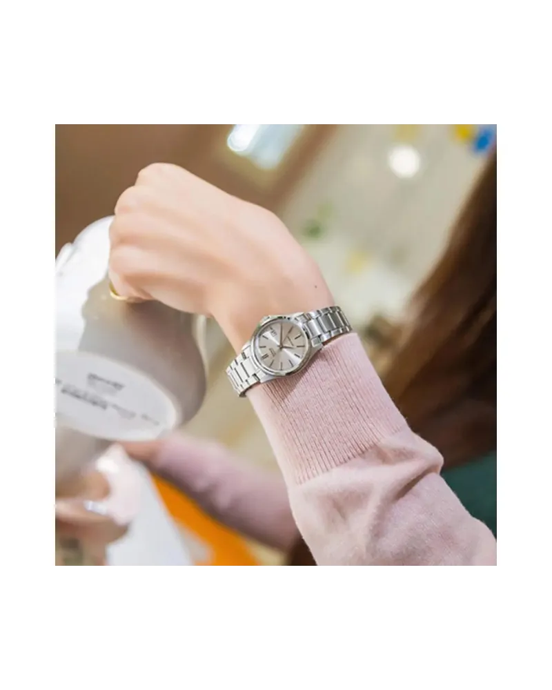 ZEGAREK DAMSKI CASIO LTP-1183A-7A (zd516d) + BOX ZEGAREK DAMSKI CASIO LTP-1183A-7A (zd516d) + BOX