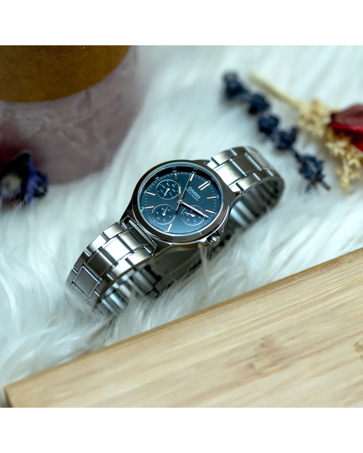 ZEGAREK DAMSKI CASIO LTP-V300D-1A (zd566g) + BOX