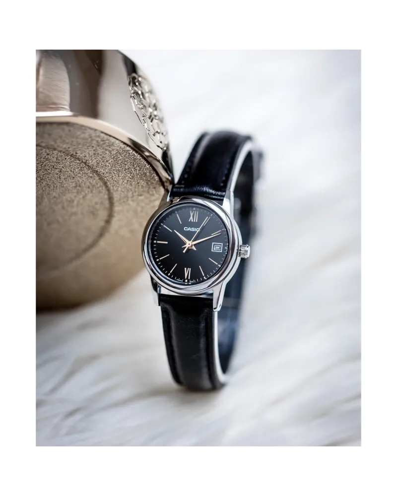 ZEGAREK DAMSKI CASIO LTP-V002L-1B3UDF (zd584j) + BOX ZEGAREK DAMSKI CASIO LTP-V002L-1B3UDF (zd584j) + BOX