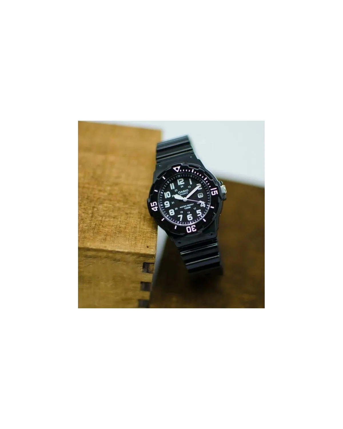 ZEGAREK DAMSKI CASIO LRW-200H 1BV (zd557b) + BOX