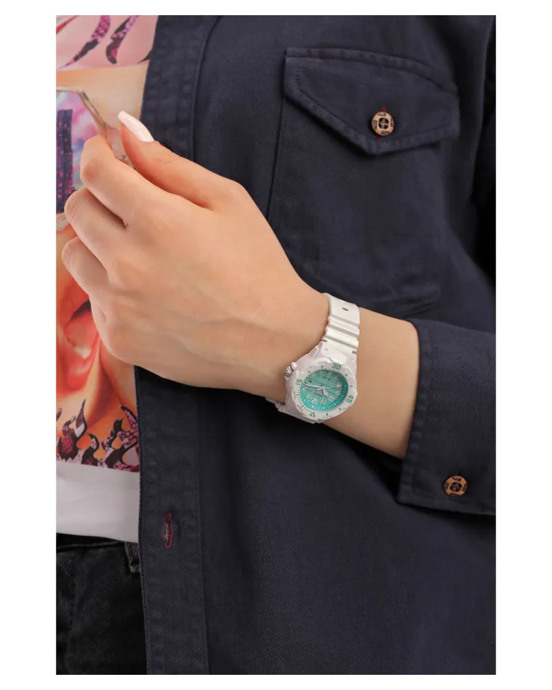 ZEGAREK DAMSKI CASIO LRW-200H 3CVDF (zd557n) + BOX