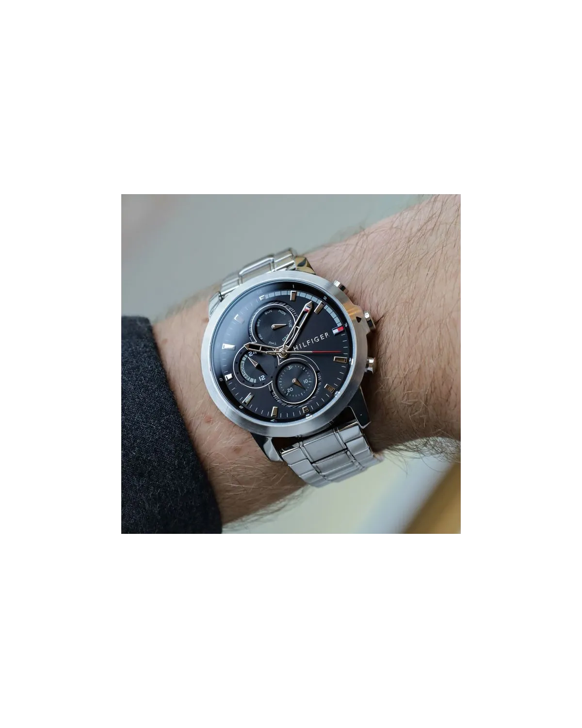 ZEGAREK MĘSKI TOMMY HILFIGER Jameson 1792048 (zf114a) + BOX ZEGAREK MĘSKI TOMMY HILFIGER Jameson 1792048 (zf114a) + BOX