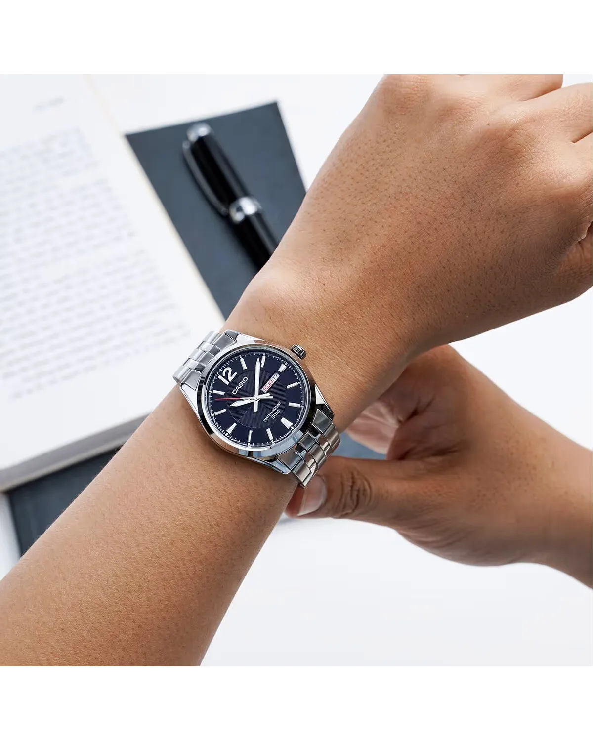 ZEGAREK MĘSKI CASIO MTP-1335D 1AV (zd026a) + BOX