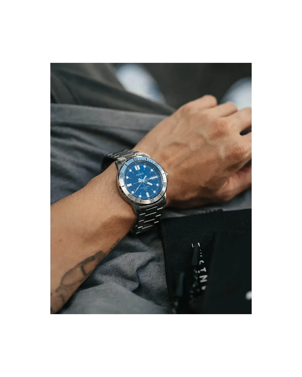 ZEGAREK MĘSKI CASIO MTP-VD01D-2E (zd185c) + BOX