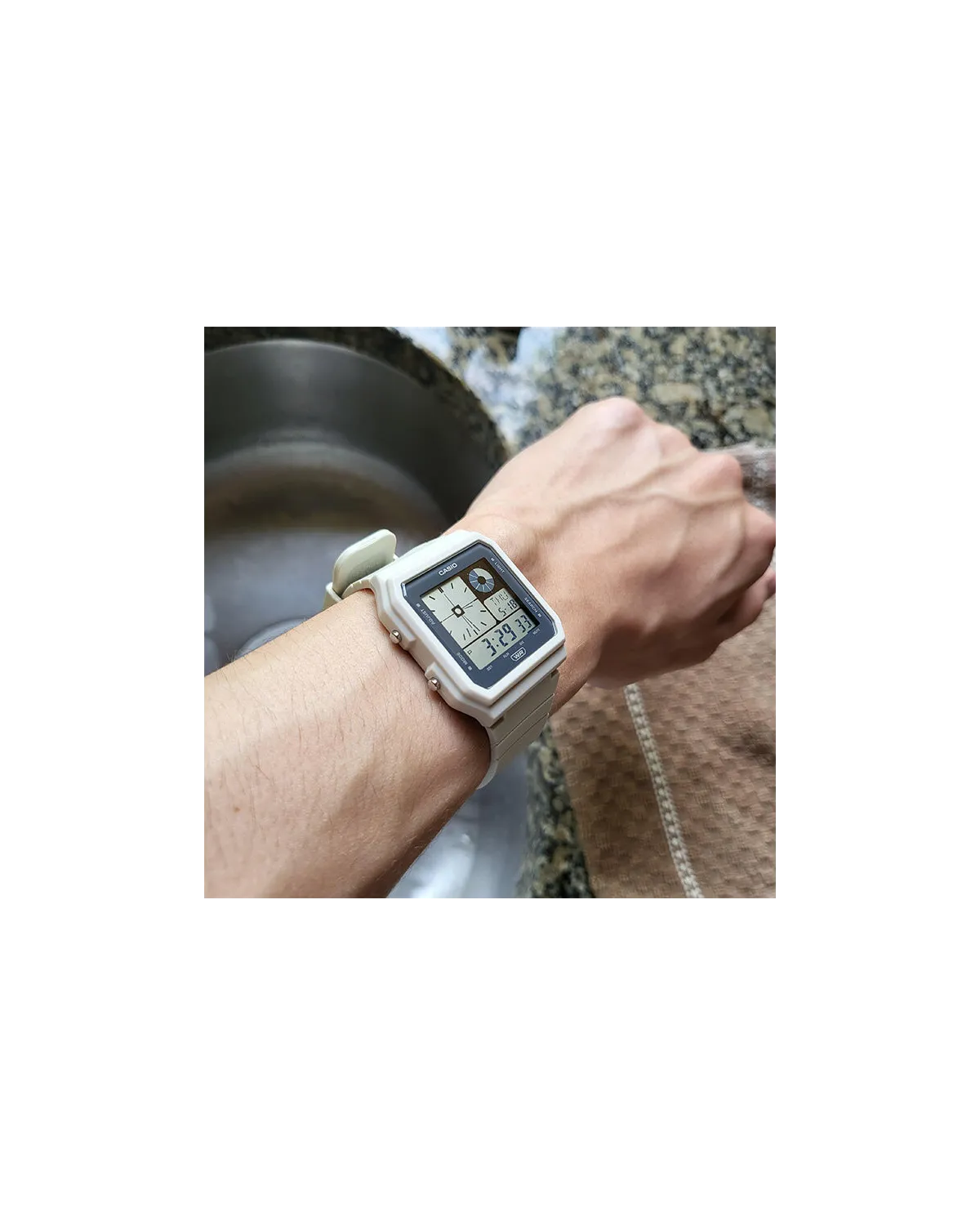 ZEGAREK MĘSKI CASIO Digital LF-20W-8A + BOX