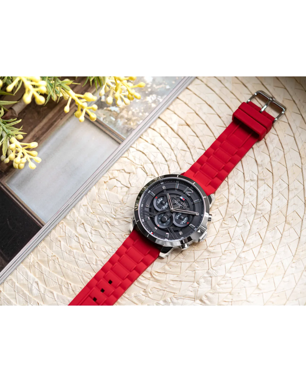 ZEGAREK MĘSKI TOMMY HILFIGER LUCA 1710490 (zf082a) ZEGAREK MĘSKI TOMMY HILFIGER LUCA 1710490 (zf082a)