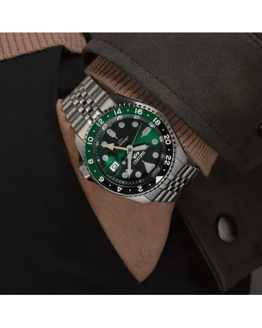 ZEGAREK MĘSKI SEIKO 5 SPORTS SSK035K1+ BOX ZEGAREK MĘSKI SEIKO 5 SPORTS SSK035K1+ BOX