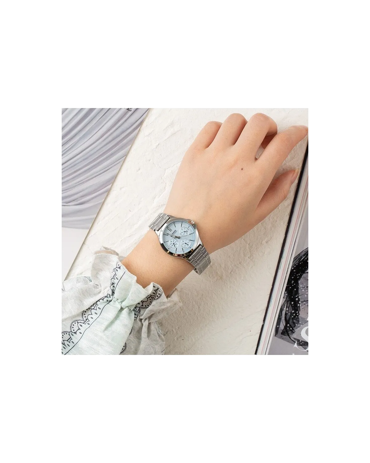 ZEGAREK DAMSKI CASIO LTP-V300D-2AUDF (zd566f) + BOX ZEGAREK DAMSKI CASIO LTP-V300D-2AUDF (zd566f) + BOX