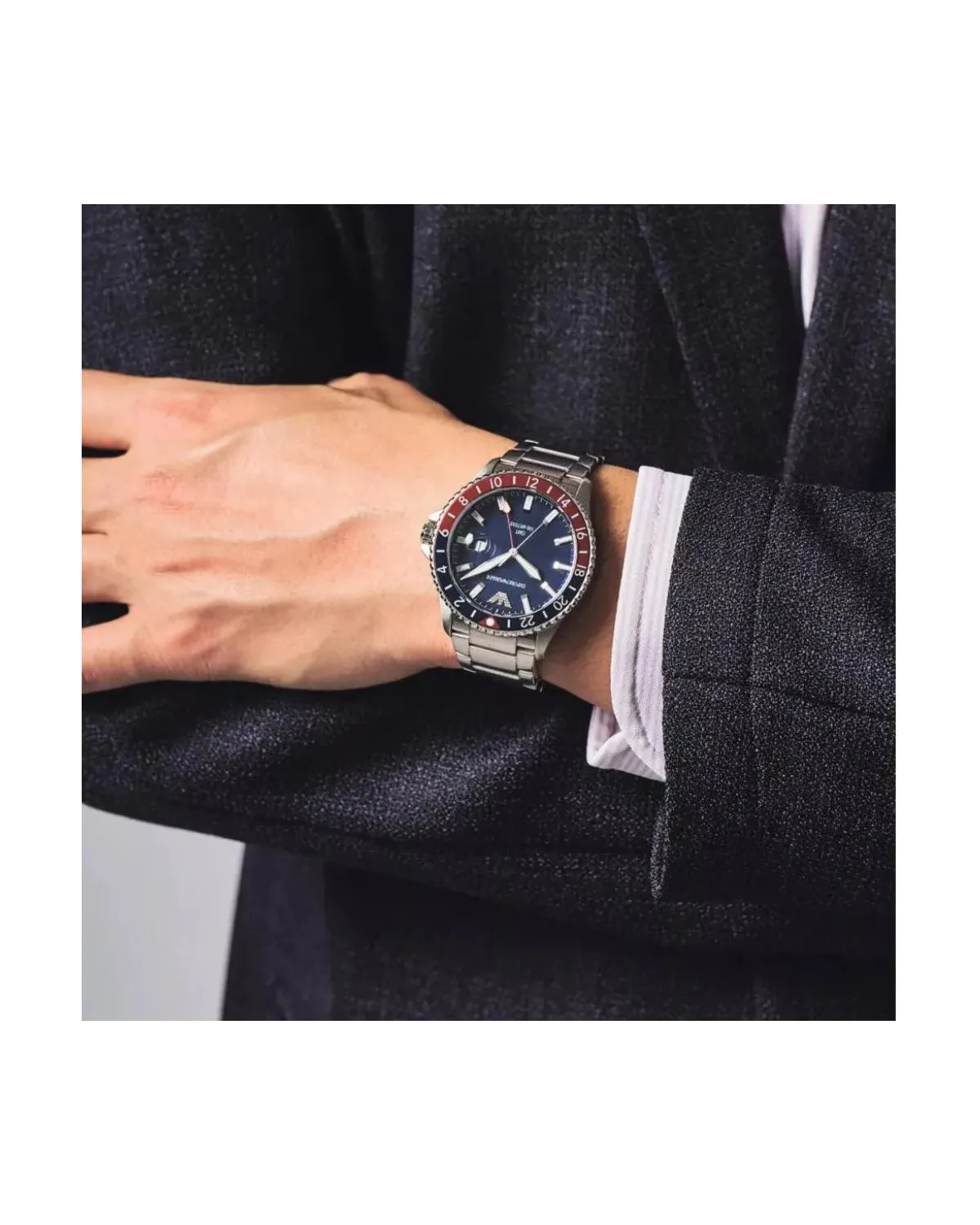 ZEGAREK MĘSKI EMPORIO ARMANI AR11590 - Diver GMT (zi112b) ZEGAREK MĘSKI EMPORIO ARMANI AR11590 - Diver GMT (zi112b)