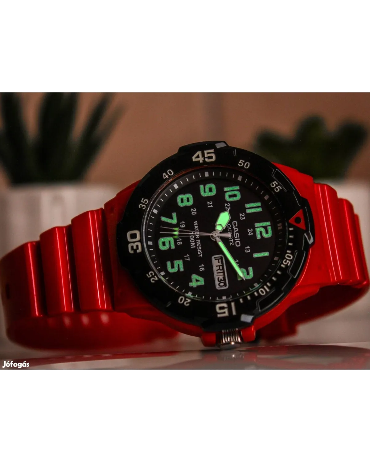 ZEGAREK MĘSKI CASIO MRW-200HC-4BVDF 10 Bar (zd174b) + BOX ZEGAREK MĘSKI CASIO MRW-200HC-4BVDF 10 Bar (zd174b) + BOX