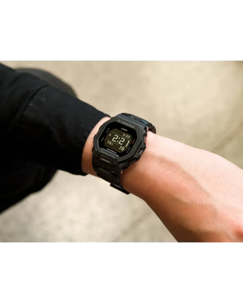ZEGAREK MĘSKI CASIO G-SHOCK G-SQUAD GBD-200-1ER(zd157a)