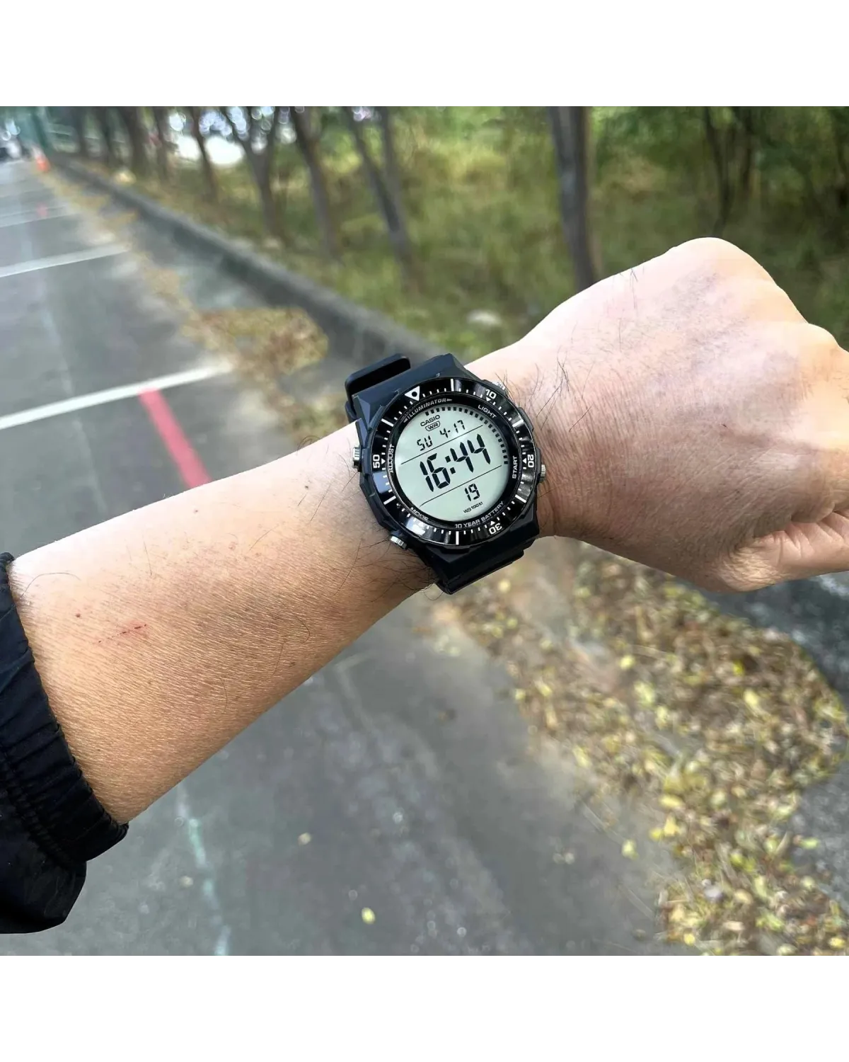 ZEGAREK MĘSKI CASIO SPORT ILLUMINATOR AE-1700H-1A + BOX ZEGAREK MĘSKI CASIO SPORT ILLUMINATOR AE-1700H-1A + BOX