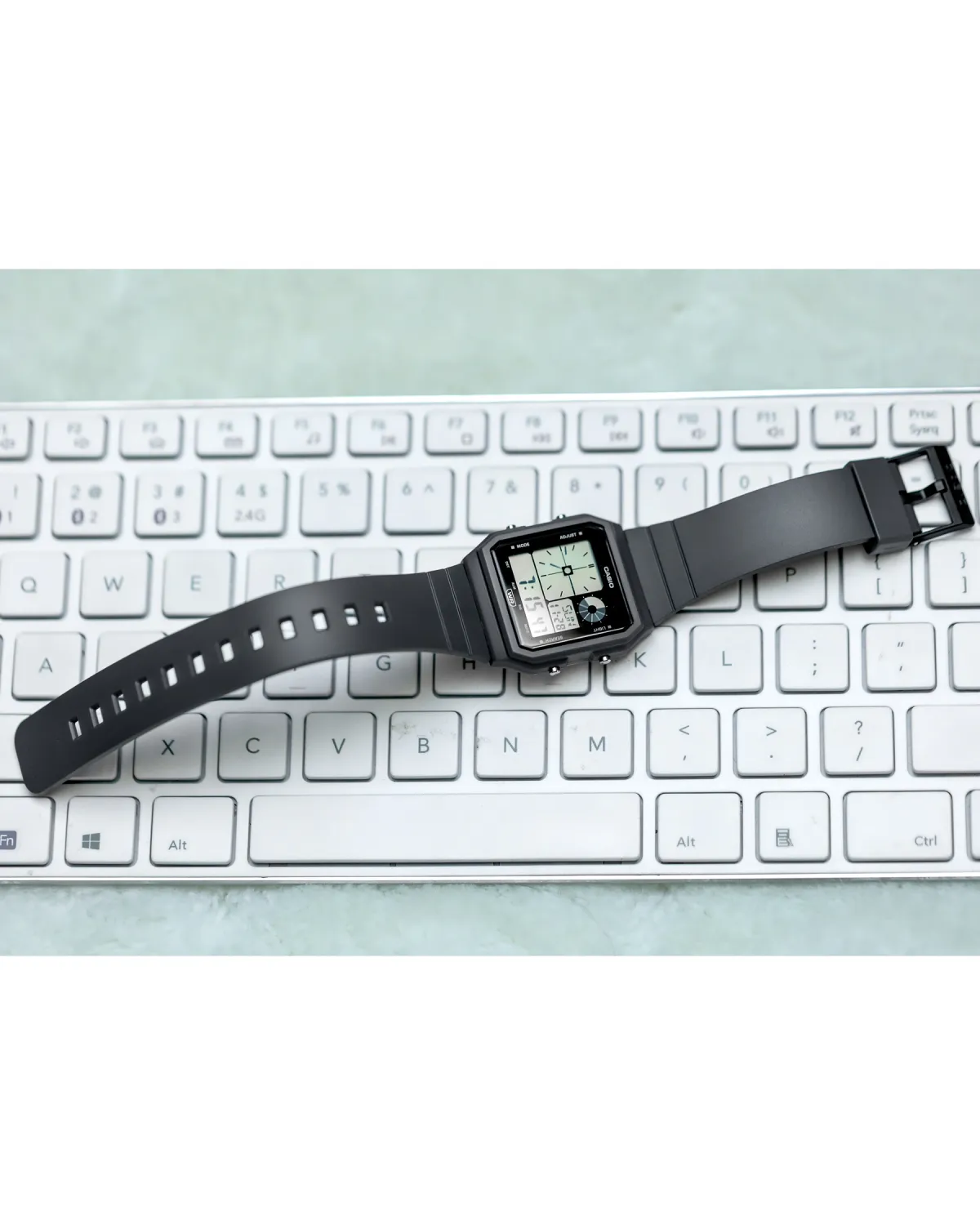 ZEGAREK MĘSKI CASIO Digital LF-20W-8A2 + BOX