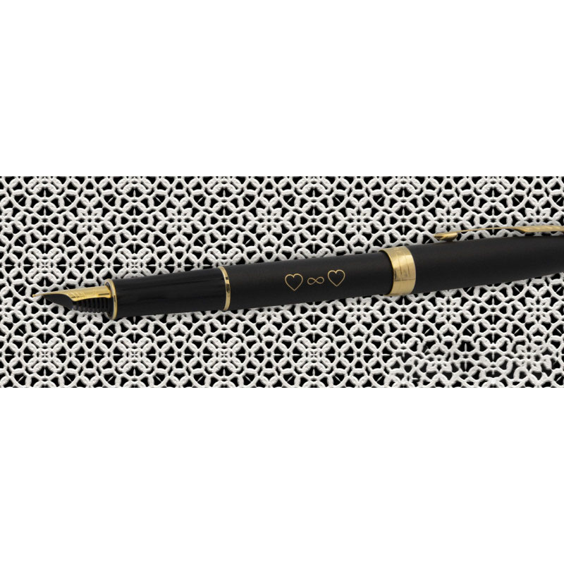 Pióro wieczne Parker Sonnet Matte Black GT 1931516 z grawerem serca i symbol nieskończoności – elegancki prezent