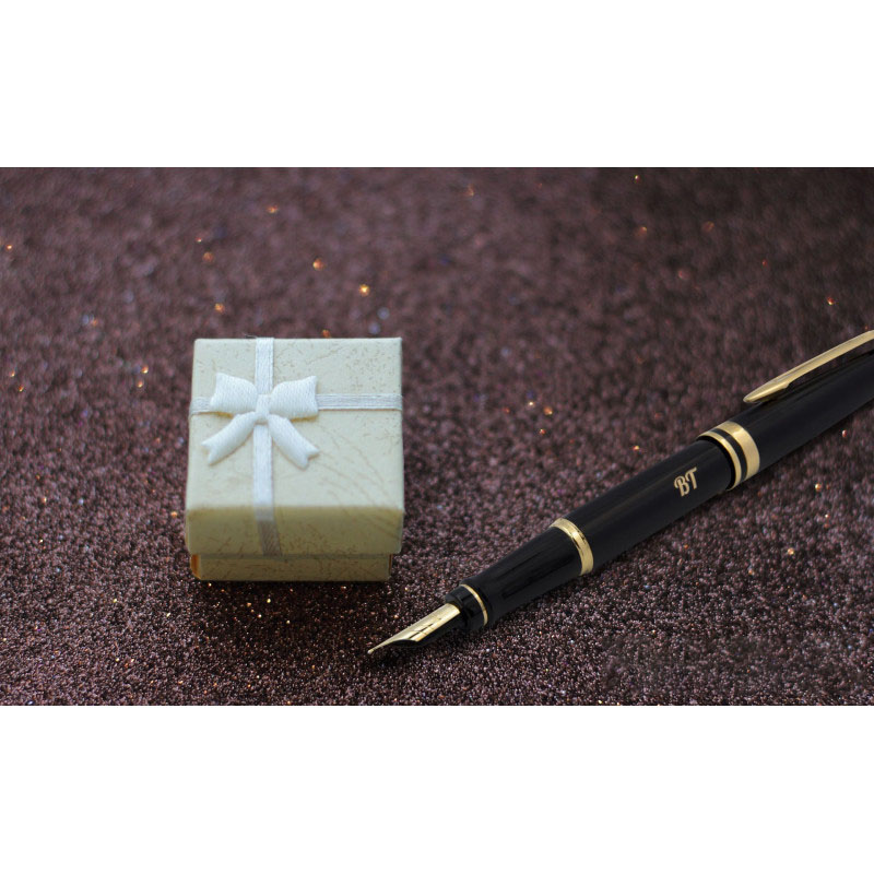 Pióro wieczne Waterman Expert Czarny GT S0951640 z grawerem inicjałów BT
