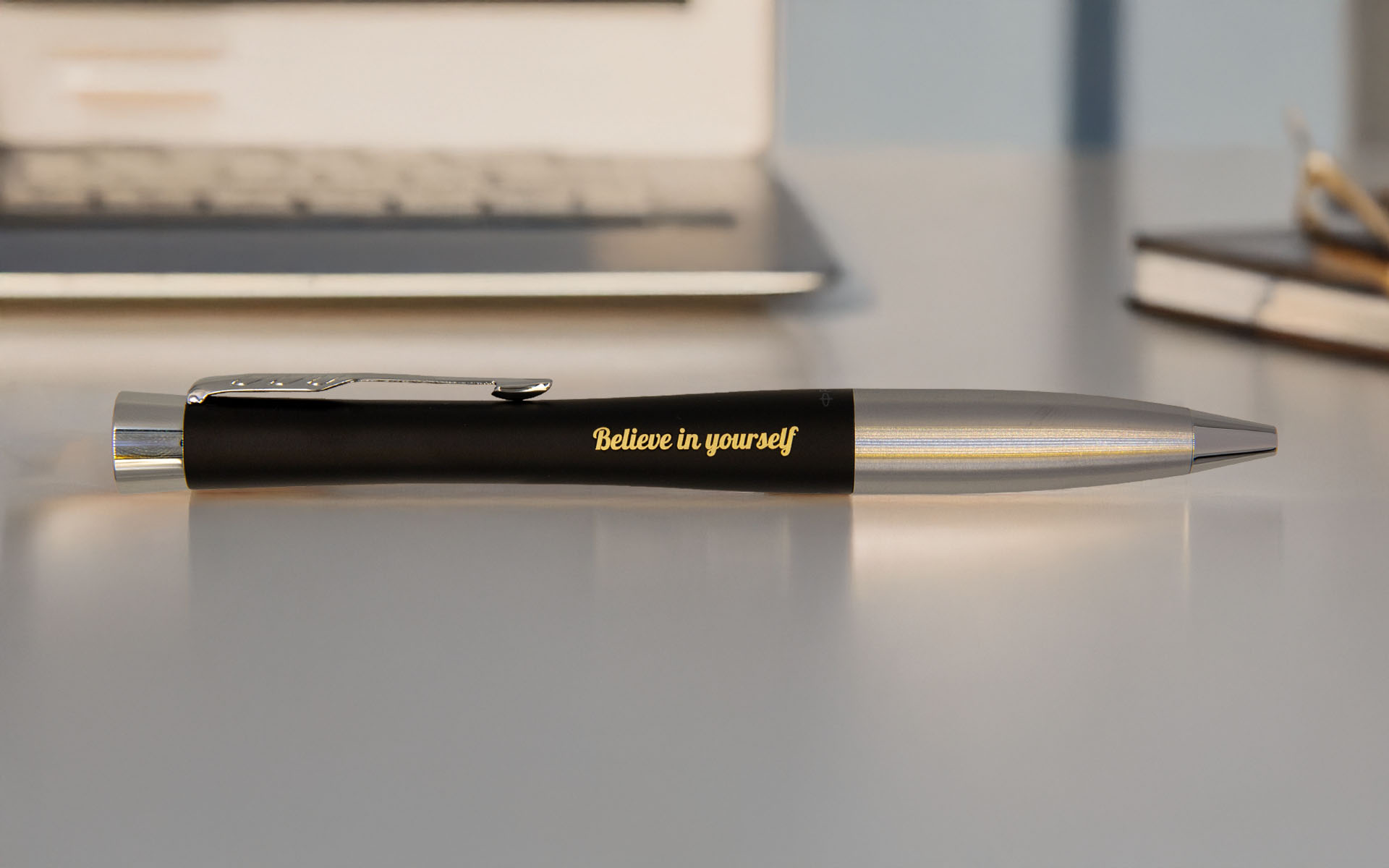 Długopis Parker Urban Czarny Matowy CT z grawerem Believe in yourself – elegancki personalizowany długopis Parker