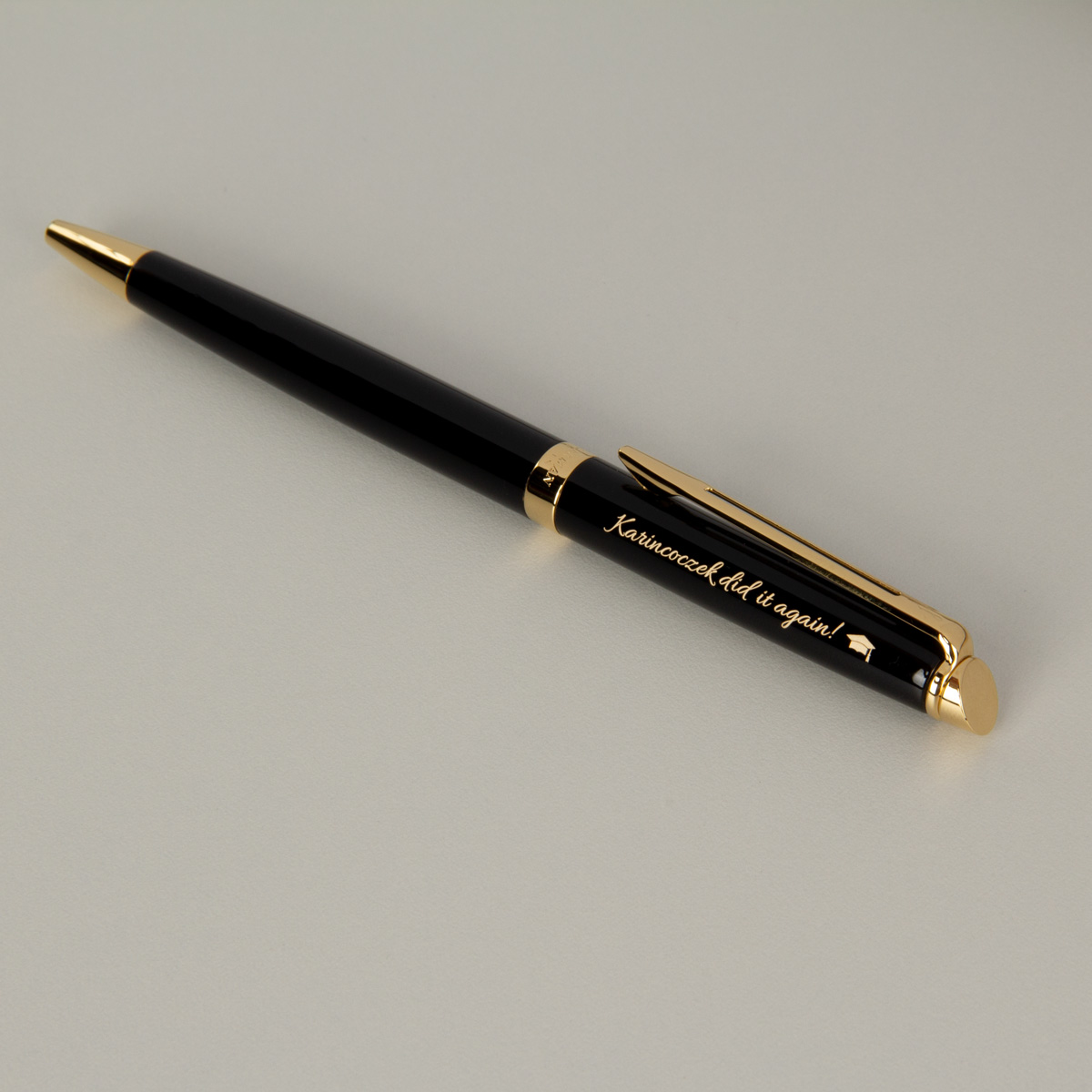 Długopis Waterman Hemisphere czarny GT (S0920670) z grawerem dedykacji, złote detale, elegancki design premium