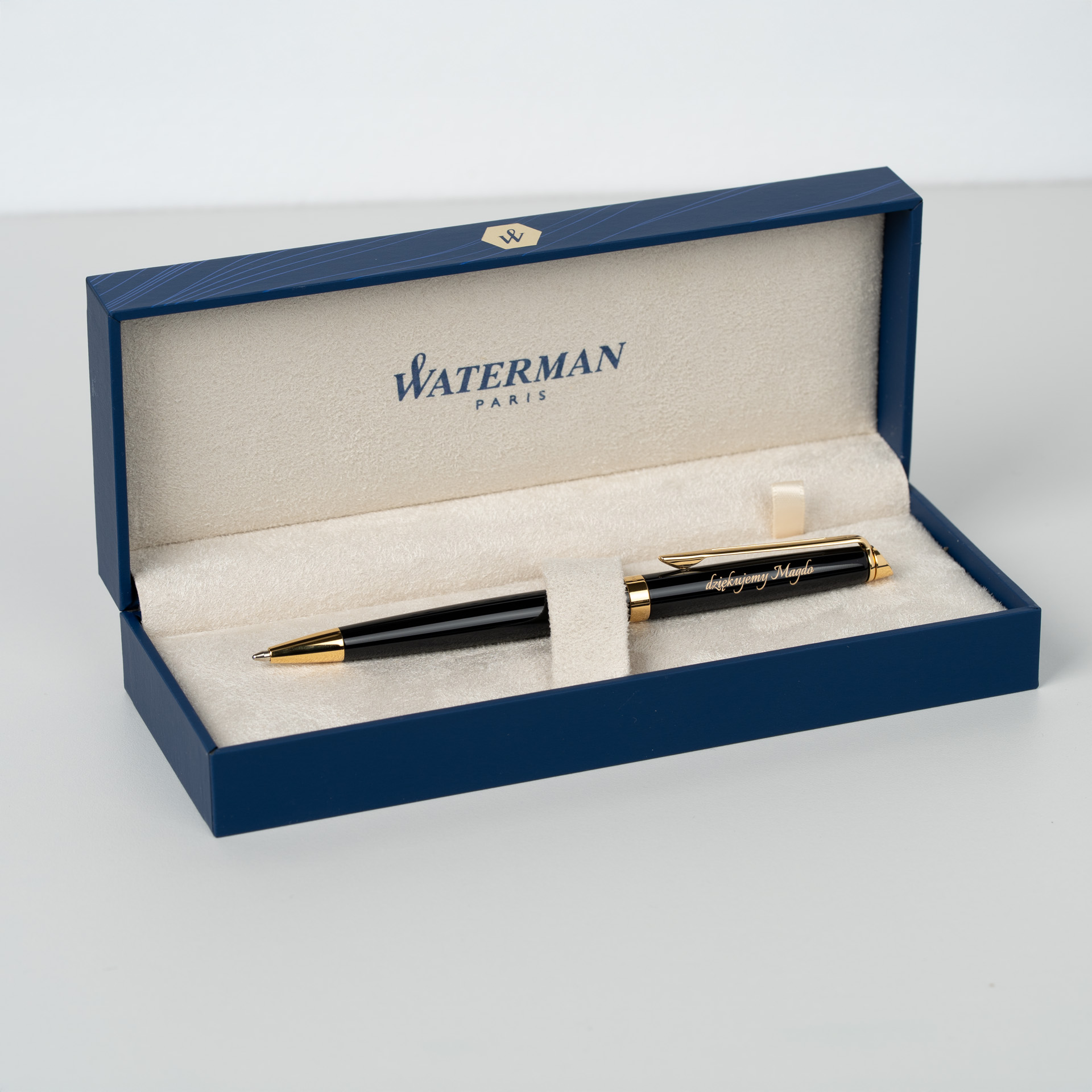 Długopis Waterman Hemisphere czarny GT S0920670 w eleganckim pudełku prezentowym z grawerem „Dziękujemy Magdo”