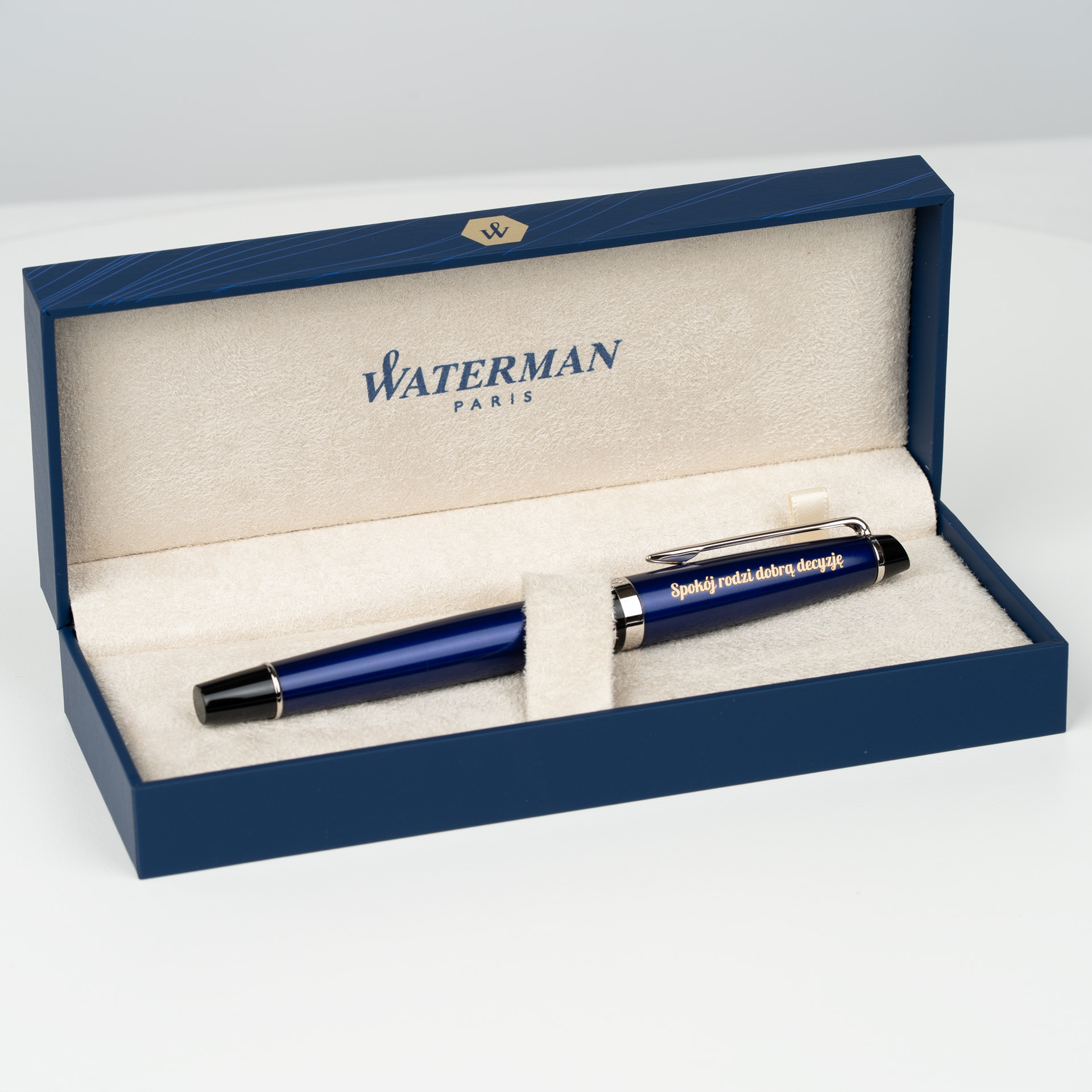Pióro wieczne Waterman Expert Blue Core CT 2214207 w eleganckim pudełku prezentowym z grawerem „Spokój rodzi dobrą decyzję”