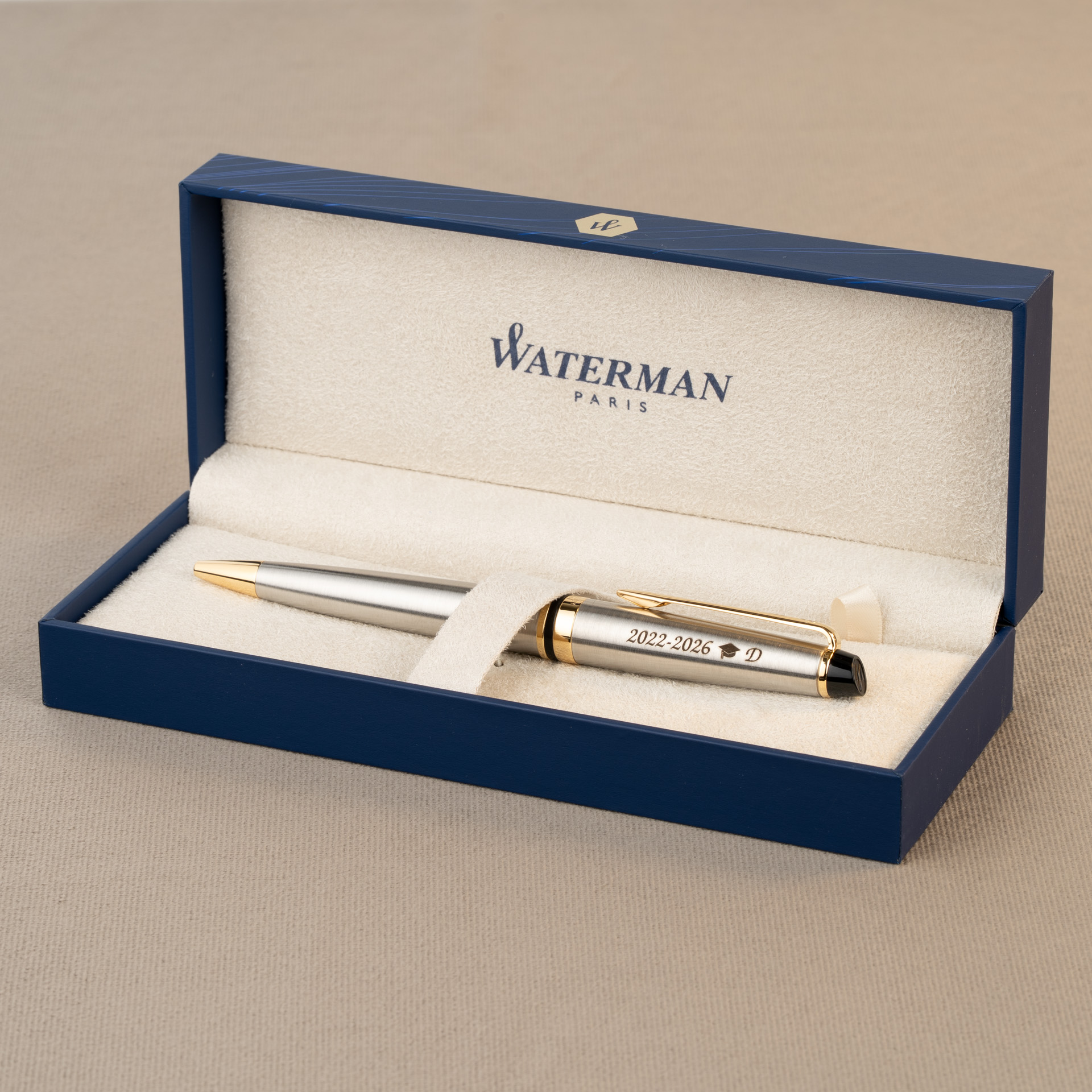 Długopis Waterman Expert stalowy GT S0952000 z grawerem „2022–2026” w eleganckim pudełku prezentowym