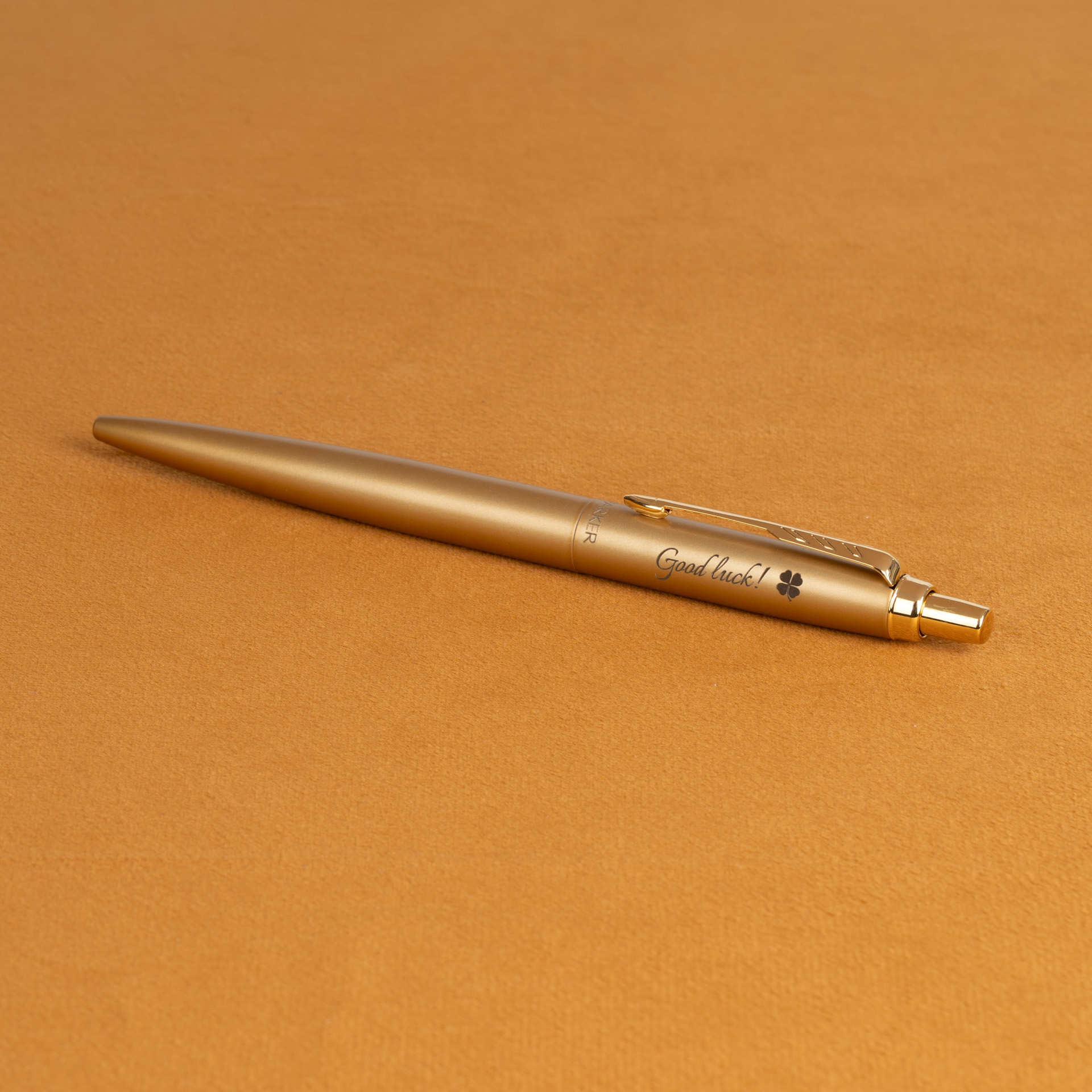 Długopis Parker Jotter XL Monochrome Gold z grawerem „Good luck”, elegancki złoty design